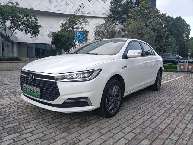 BYD QinEV