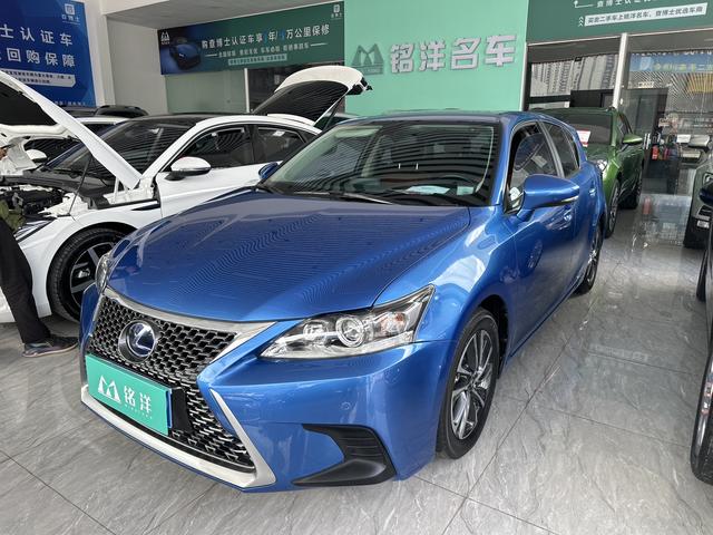 Lexus CT