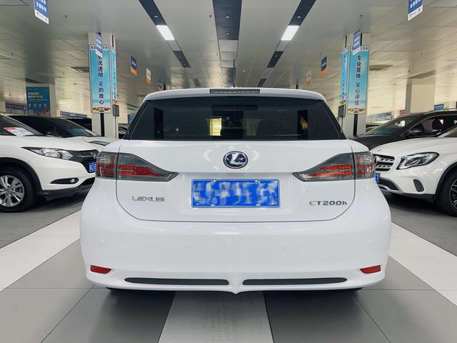 Lexus CT