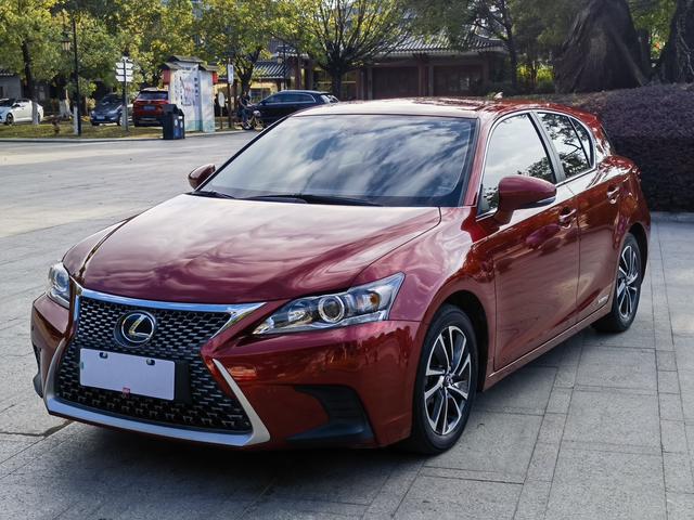 Lexus CT