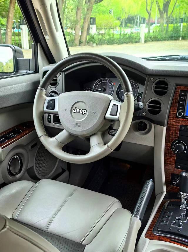 Jeep Commander classic