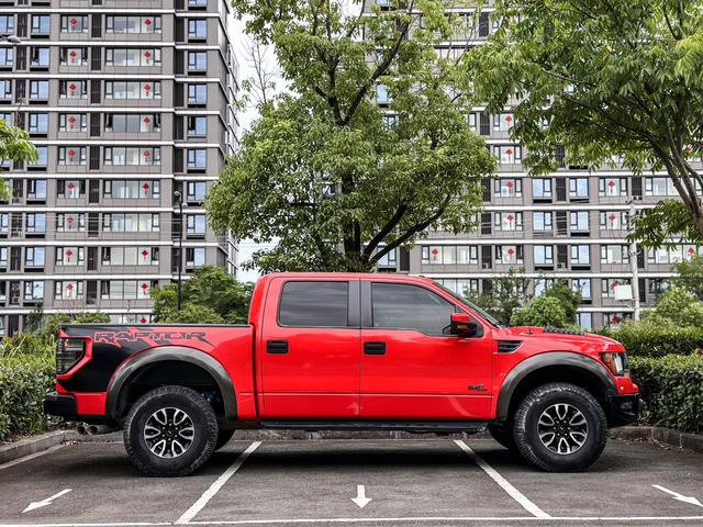 Ford F-150 Raptor