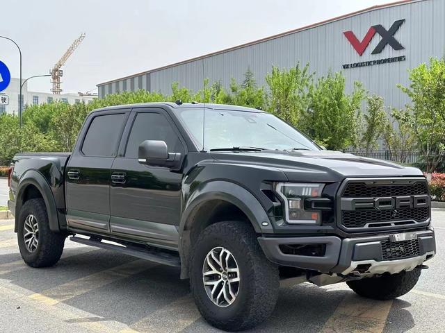 Ford F-150 Raptor