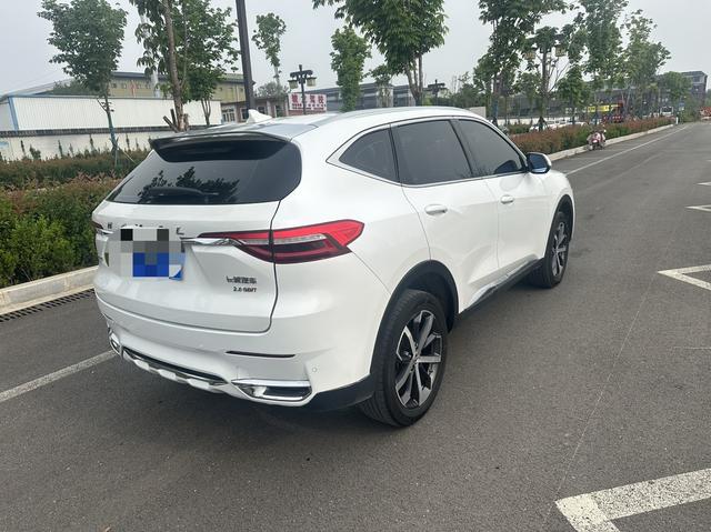 Haval F7