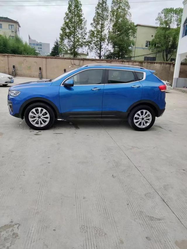 Haval H2s