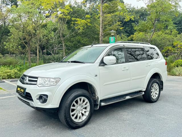 Mitsubishi Pajero Jinchang