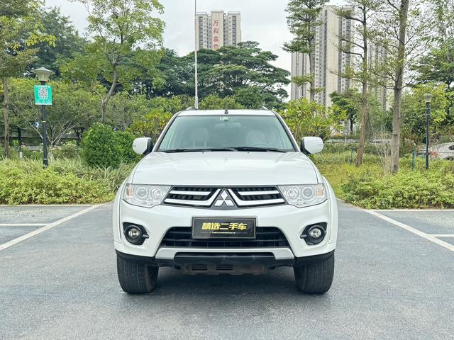 Mitsubishi Pajero Jinchang