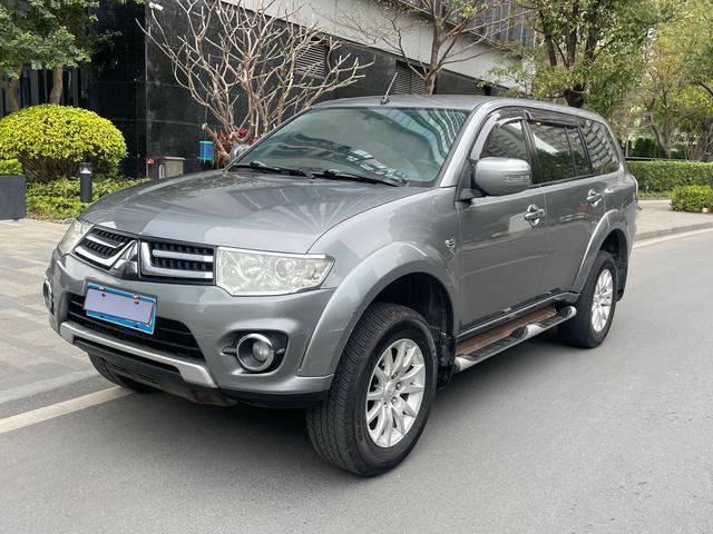 Mitsubishi Pajero Jinchang