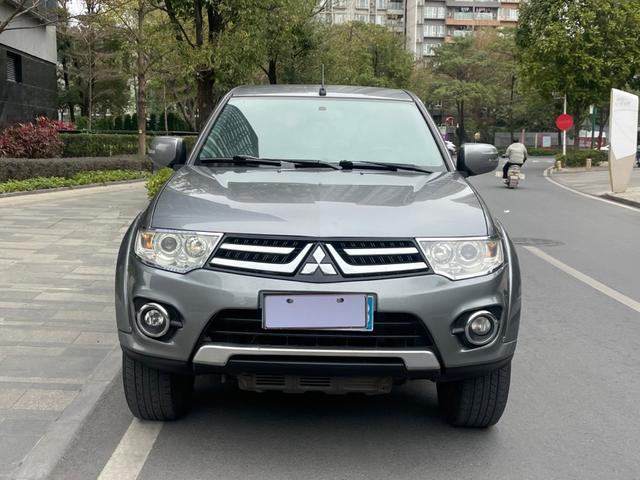 Mitsubishi Pajero Jinchang