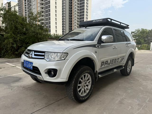 Mitsubishi Pajero Jinchang