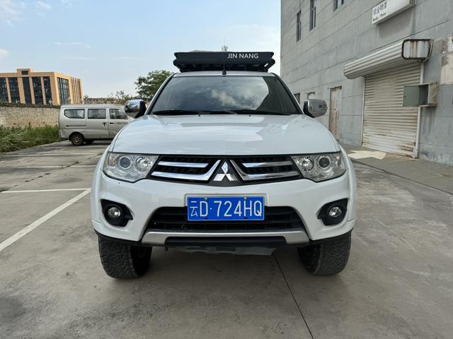 Mitsubishi Pajero Jinchang