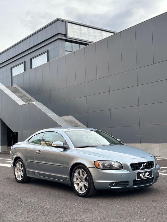 Volvo C70