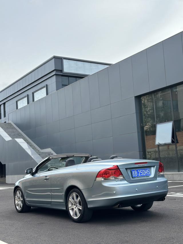 Volvo C70