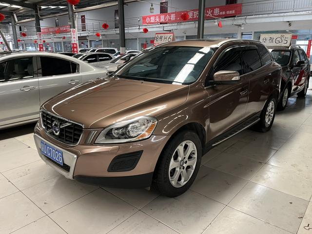 Volvo XC60 (imported)