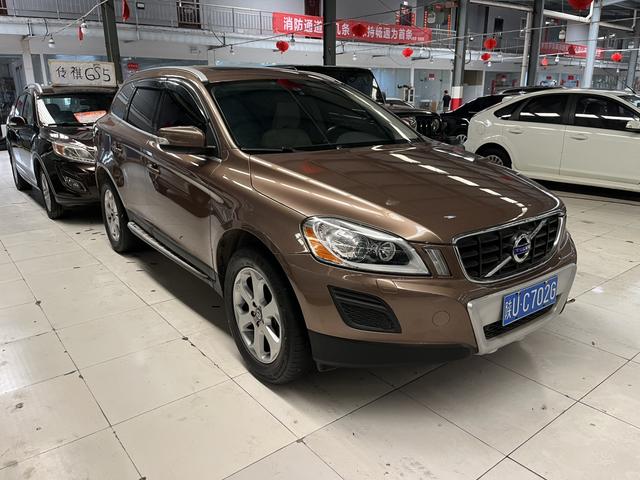 Volvo XC60 (imported)