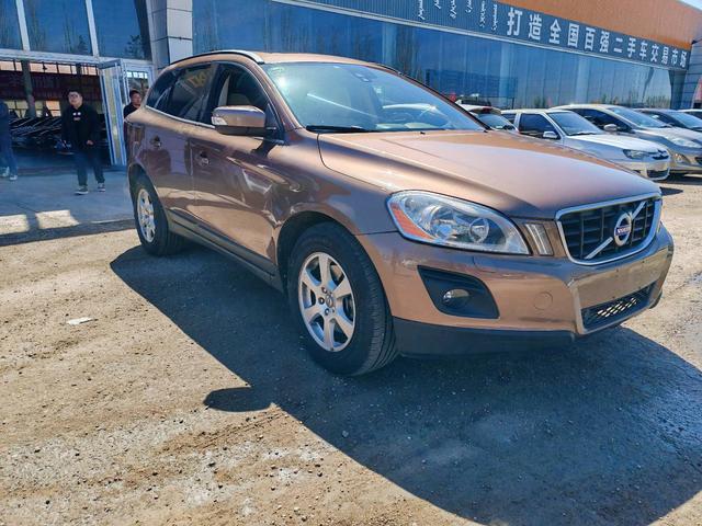 Volvo XC60 (imported)