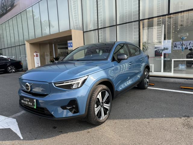 Volvo C40 EV