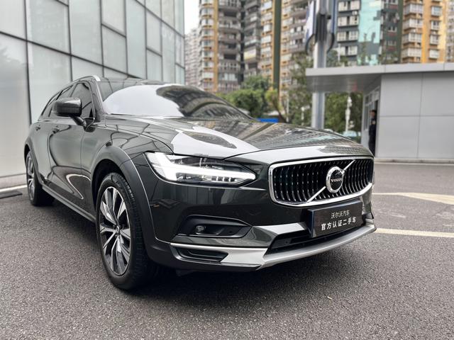 Volvo V90