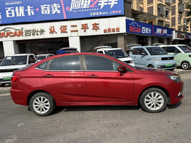 Changan Yuexiang V7