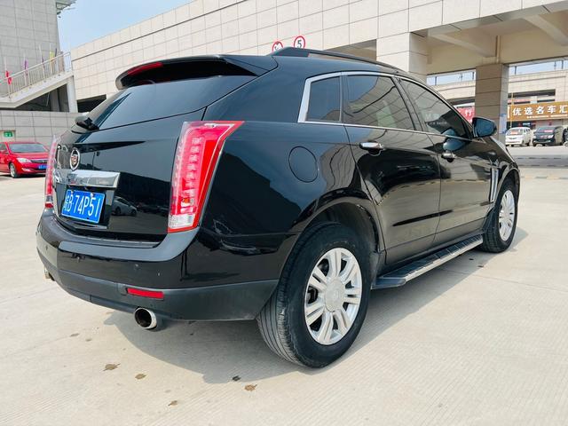 Cadillac SRX