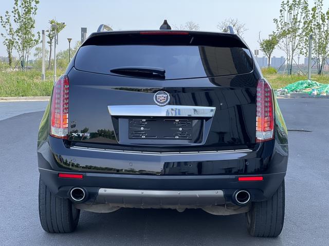 Cadillac SRX