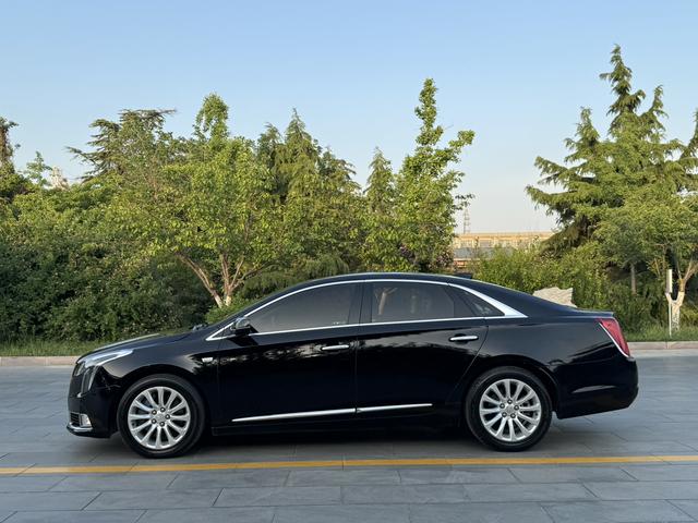 Cadillac XTS