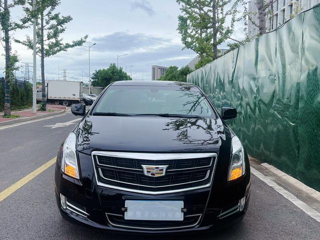 Cadillac XTS