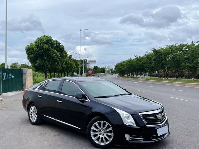 Cadillac XTS