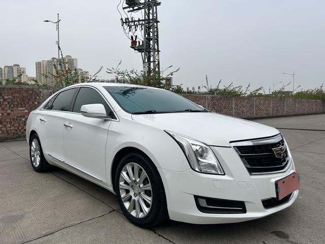 Cadillac XTS