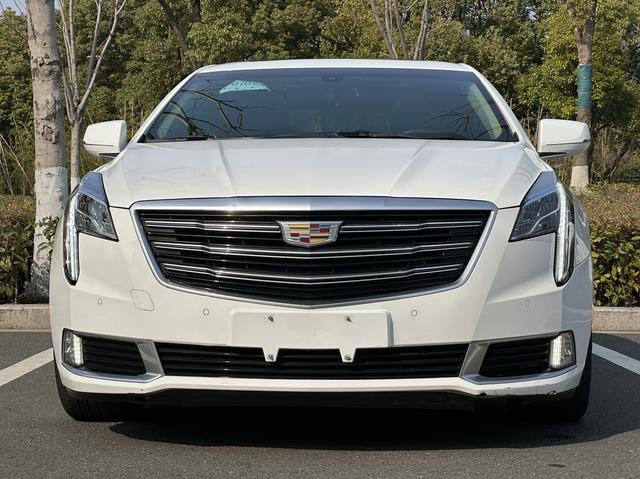 Cadillac XTS