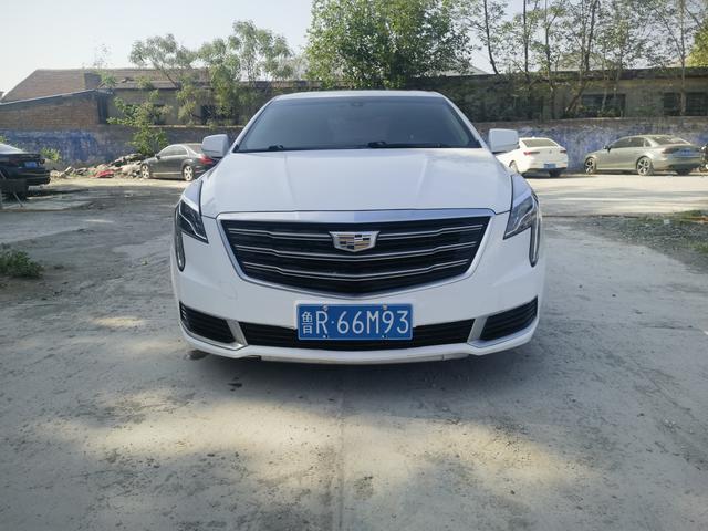 Cadillac XTS