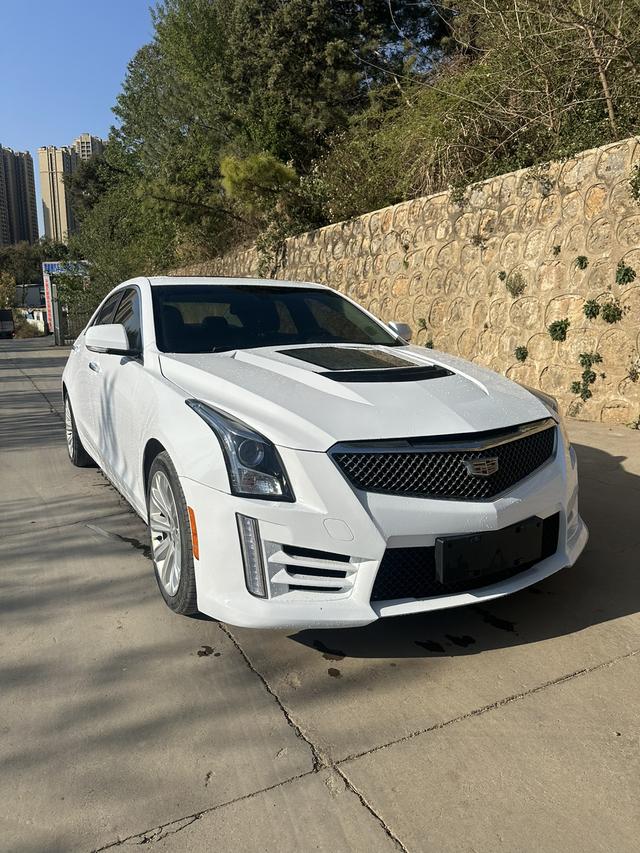 Cadillac ATS-L