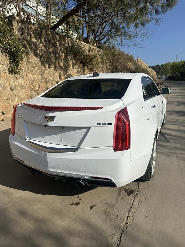 Cadillac ATS-L