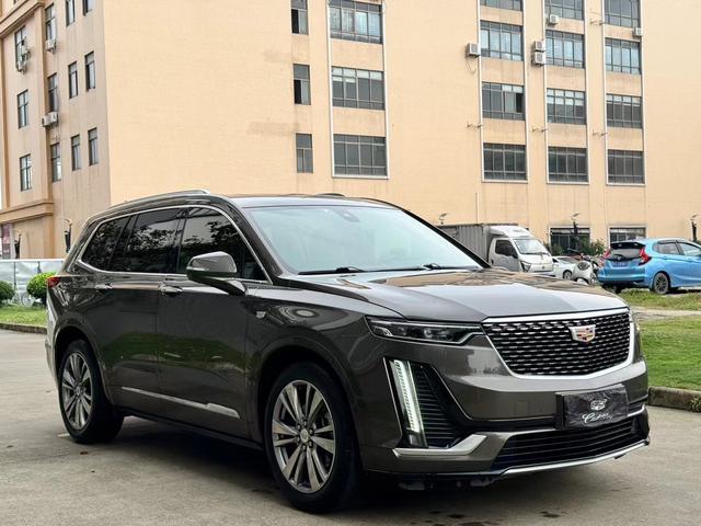 Cadillac XT6