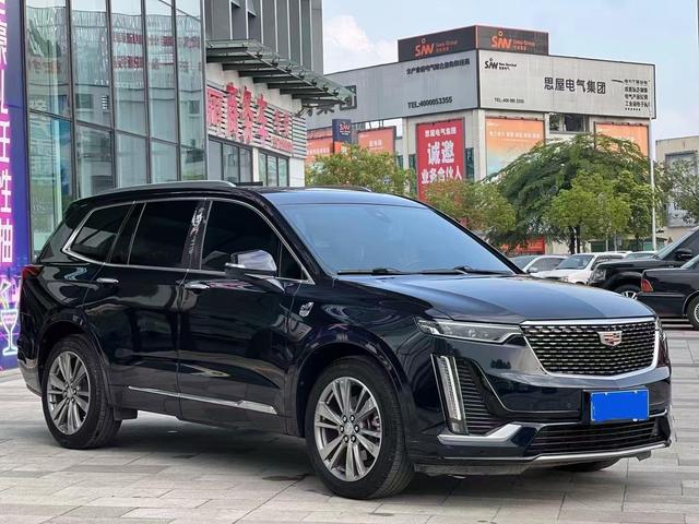 Cadillac XT6