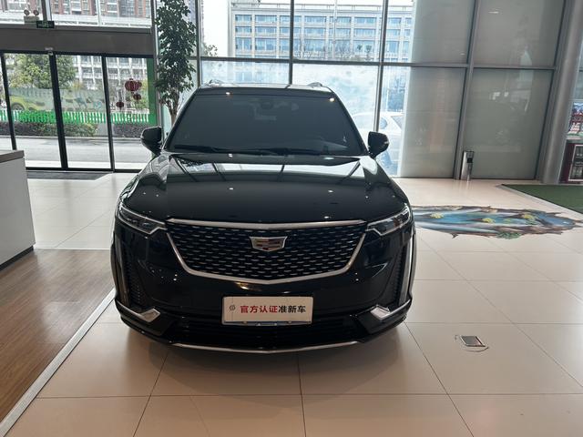 Cadillac XT6