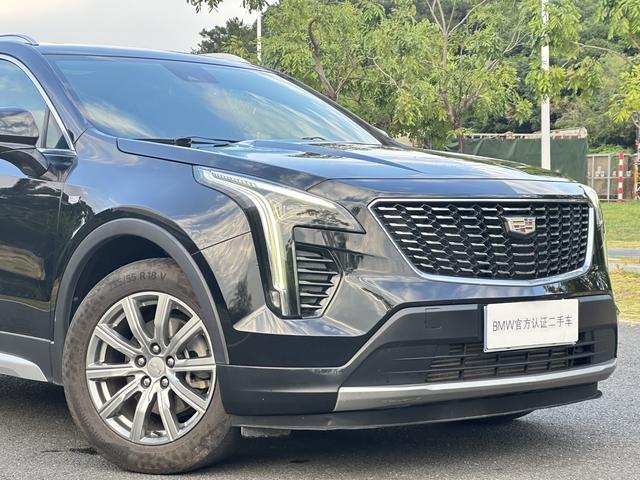 Cadillac XT4