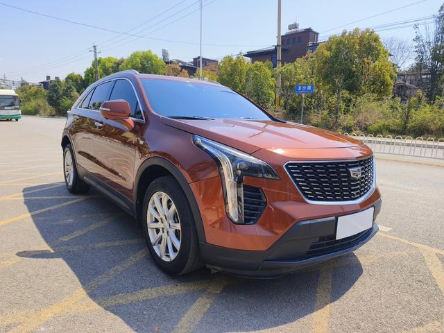 Cadillac XT4