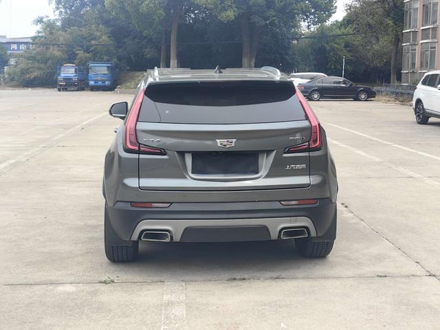 Cadillac XT4