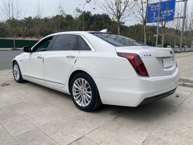 Cadillac CT6