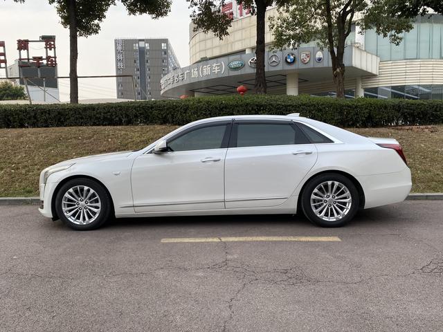 Cadillac CT6