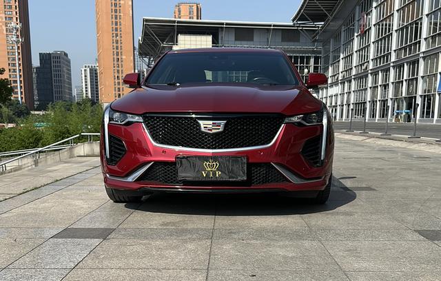 Cadillac CT4