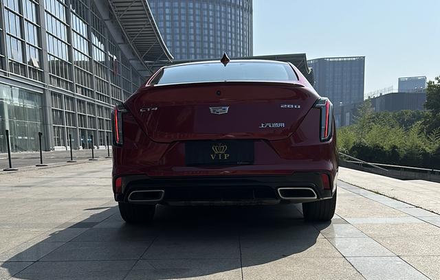 Cadillac CT4