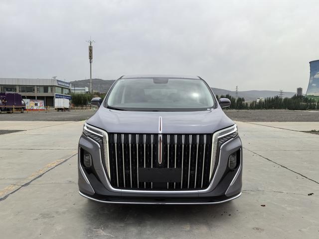 Hongqi HQ9