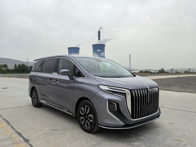 Hongqi HQ9