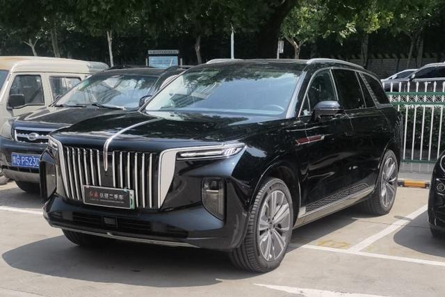 Hongqi E-HS9