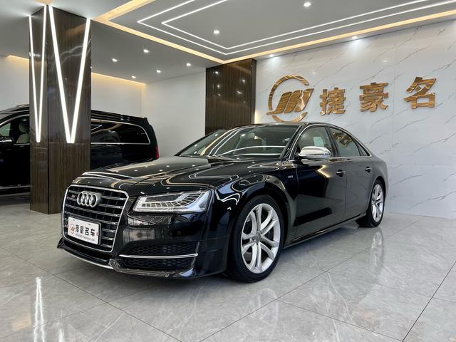 Audi S8