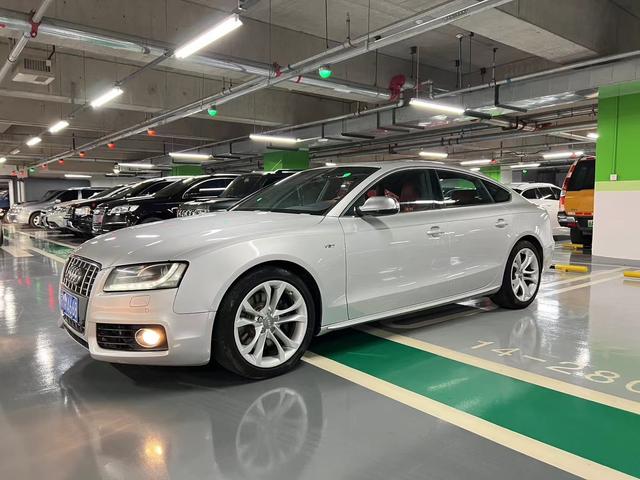 Audi S5