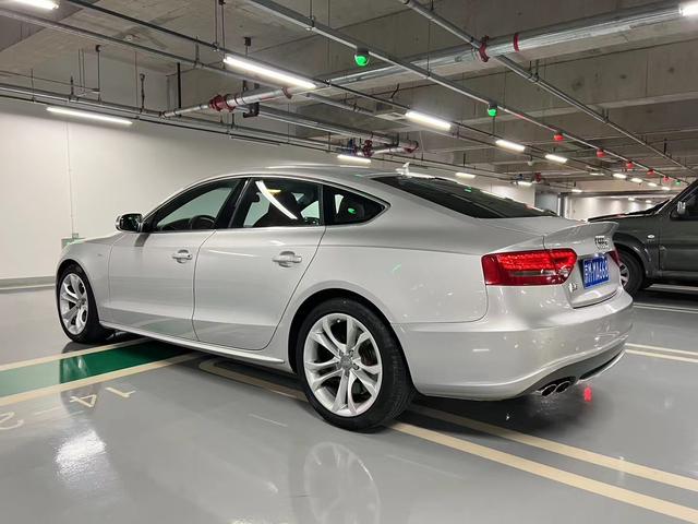 Audi S5