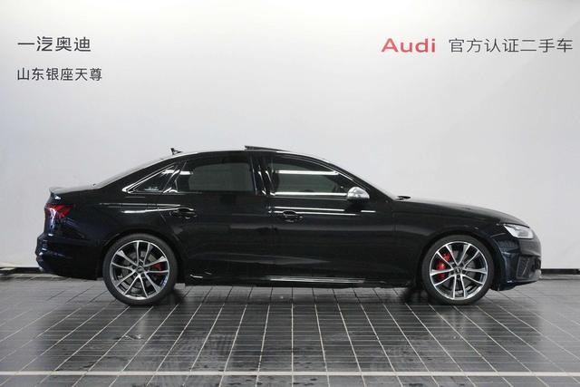 Audi S4